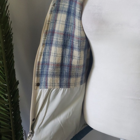 Vintage 60s Woolrich blue coat with plaid accent details - Picture 4 of 9